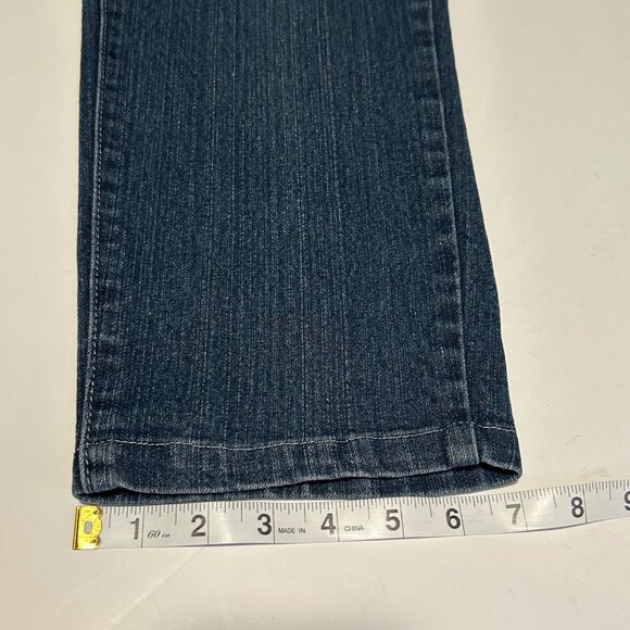 dkin Women's size 18 W Blue High Rise Jeans - Picture 10 of 15